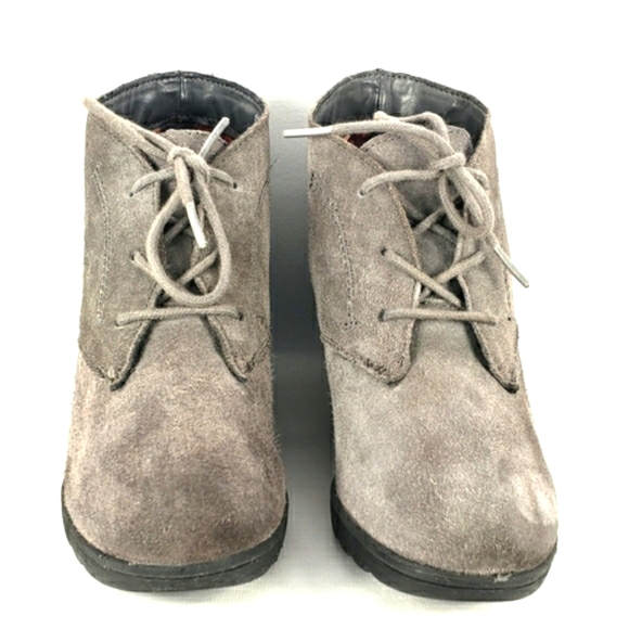 White Mountain Kahlua Gray Suede, Lace-Up, Wedge Bootie. Women's Size 8M - Picture 7 of 12